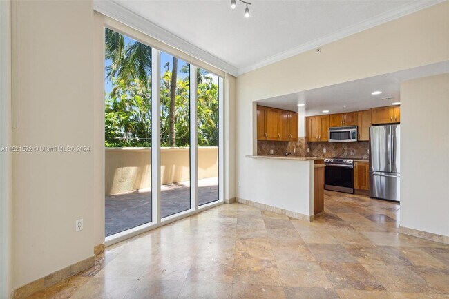 Building Photo - 1745 E Hallandale Beach Blvd
