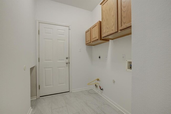 Building Photo - 3624 Malone Dr