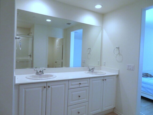 Building Photo - 29157 sunforest