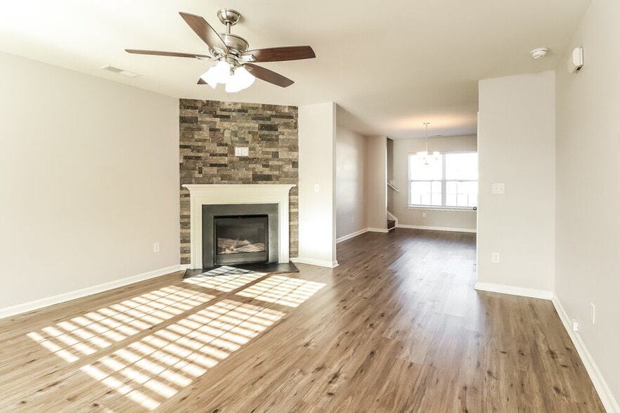 Building Photo - 3063 Green Apple Dr