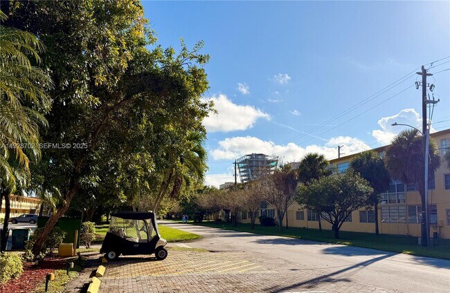 Building Photo - 2820 NE 201st Terrace