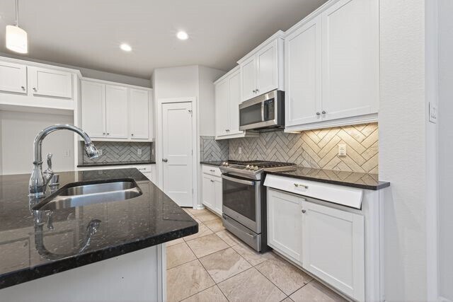 Building Photo - 12154 Texas Trumpet Trail