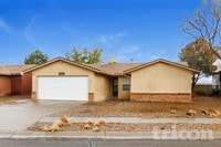 Building Photo - 6600 Lamy St NW