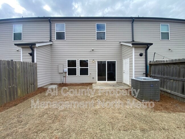 Building Photo - 168 Timberland Ave