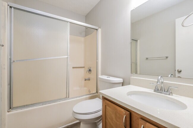 Building Photo - 2812 Country Farms Ct