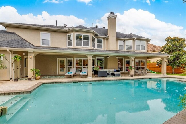 Building Photo - 13911 Royal Springs Ct