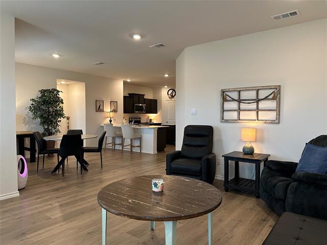 Building Photo - 1329 Skyline Dr