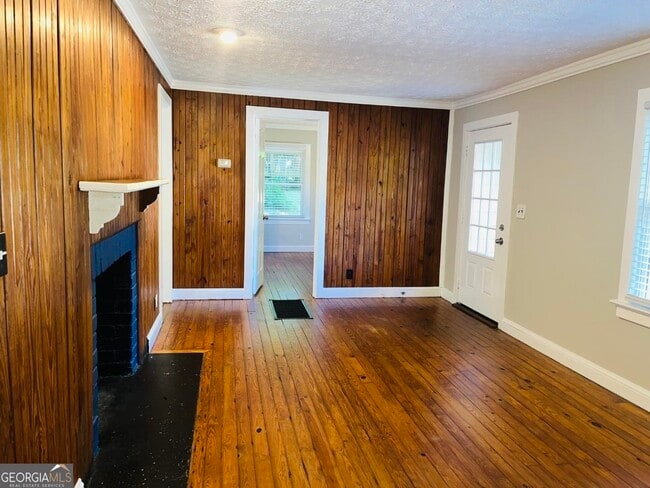 Building Photo - 4665 Orchid Dr