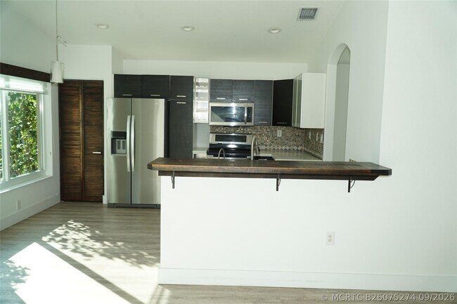 Building Photo - 17030 NW 19th Ct