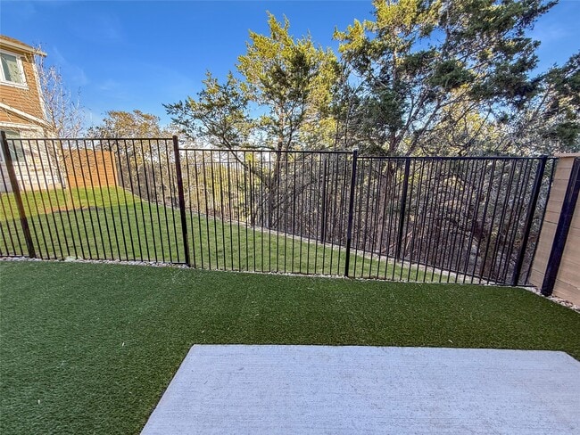 Building Photo - 5601 Mobeetie Lp