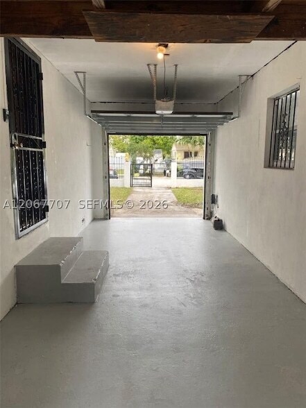 Building Photo - 18011 NW 6th Ct