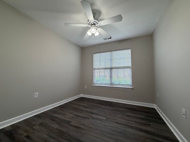 Building Photo - Exclusively Offered By Muse Realty, LLC