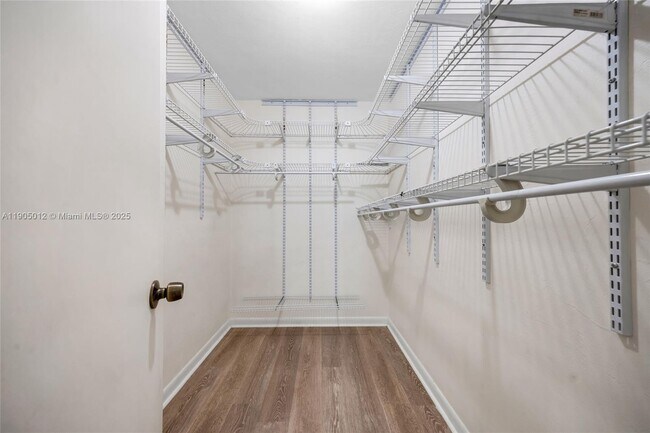 Building Photo - 8701 SW 141st St