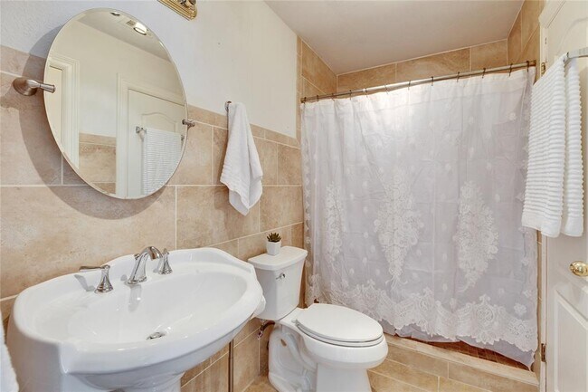 Building Photo - 10608 Portrush Ct