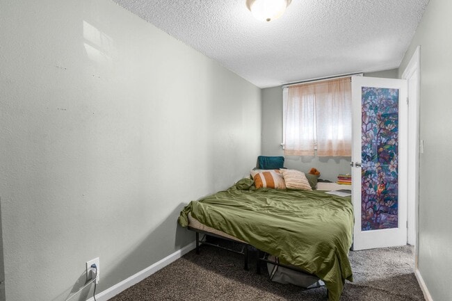 Building Photo - University Park 1 bed 1 bath Condo in walking distance to DU!