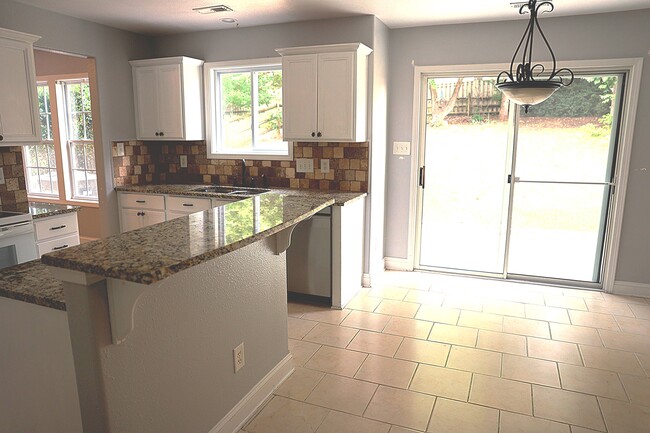 Building Photo - 9816 Waltham Ct