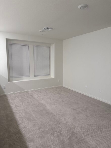 Building Photo - 4254 S Laguna Ave