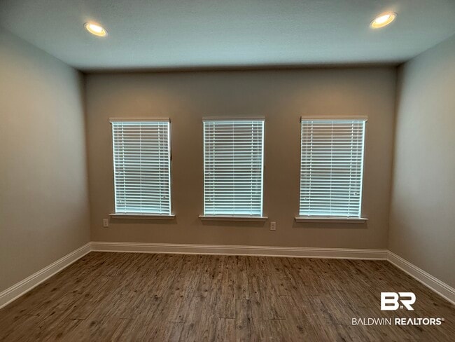 Building Photo - 24568 Kipling Ct