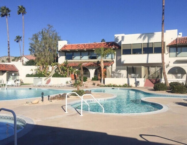 Building Photo - 9647 Spyglass Ave