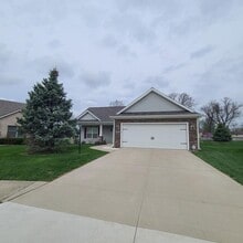 Building Photo - 3537 Westport Dr