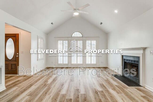 Building Photo - 19-A Park Village Ln