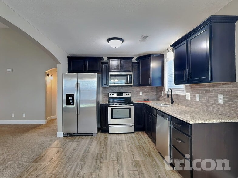 Building Photo - 1041 Charles Thomas Dr