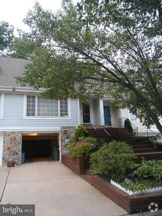 Building Photo - 47 Marsh Woods Ln