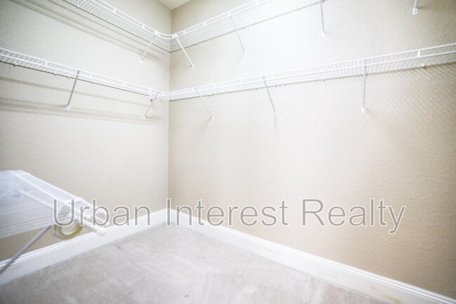 Building Photo - 4744 Amhurst Cir
