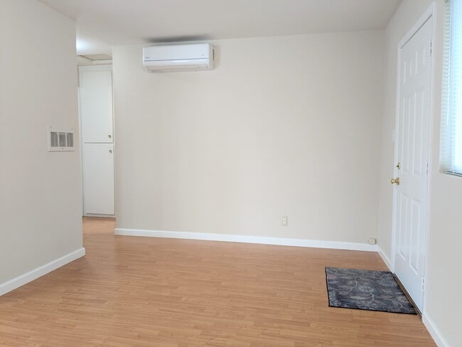 Building Photo - 7327 Starward Dr