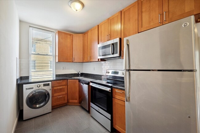 Primary Photo - 1400 S 15th St