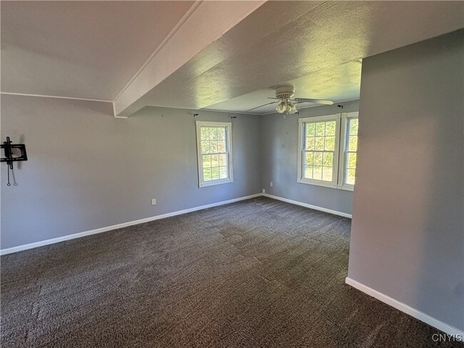 Building Photo - 3059 Hayfield Ln