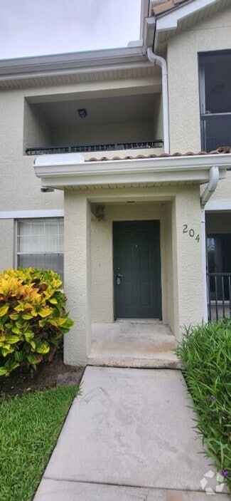Building Photo - 122 SW Peacock Blvd