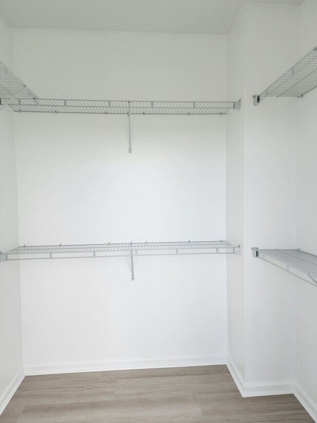 Building Photo - WATERFRONT ON WATSON BAYOU