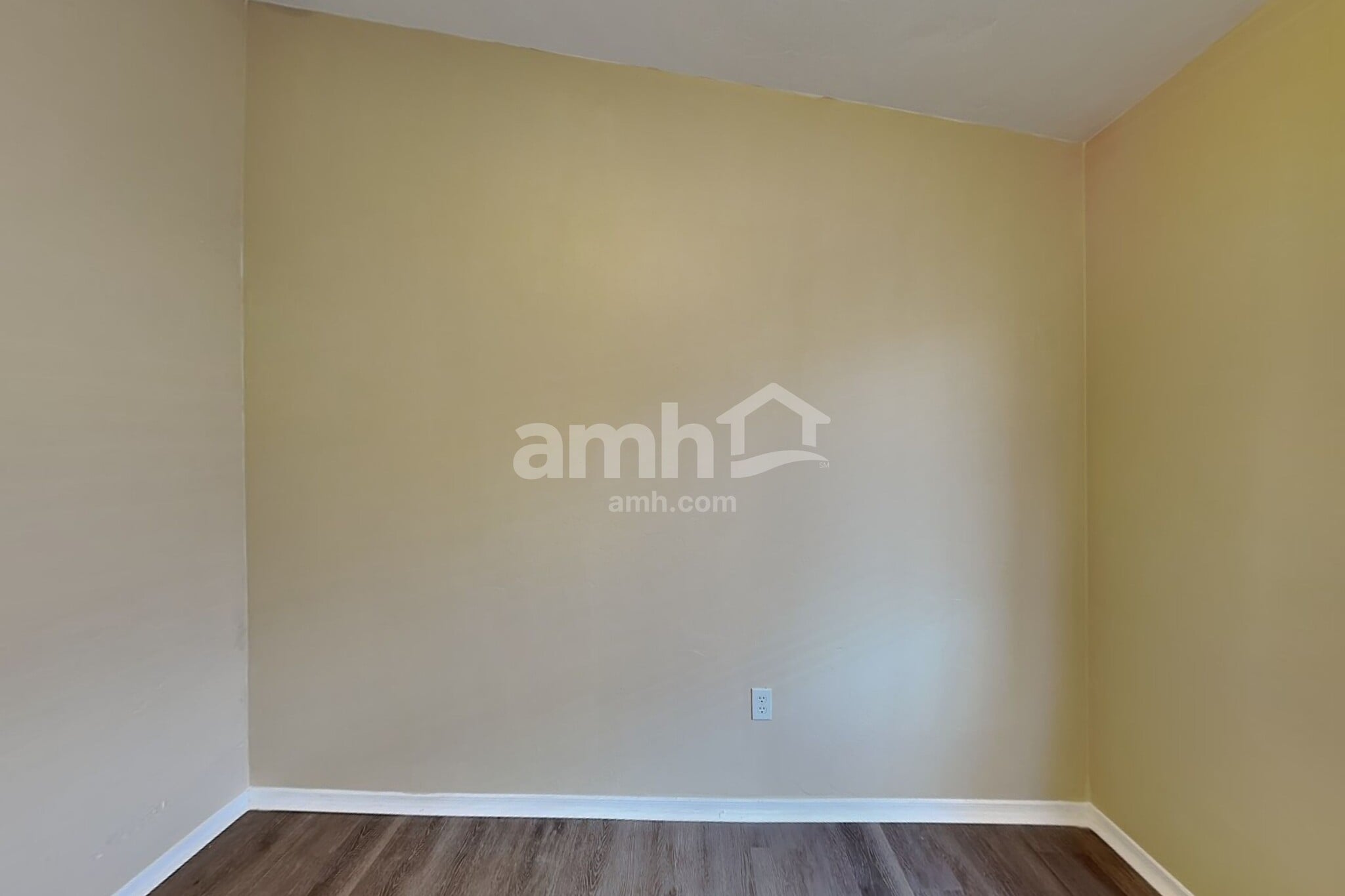 Building Photo - 4133 E Lushfield Dr