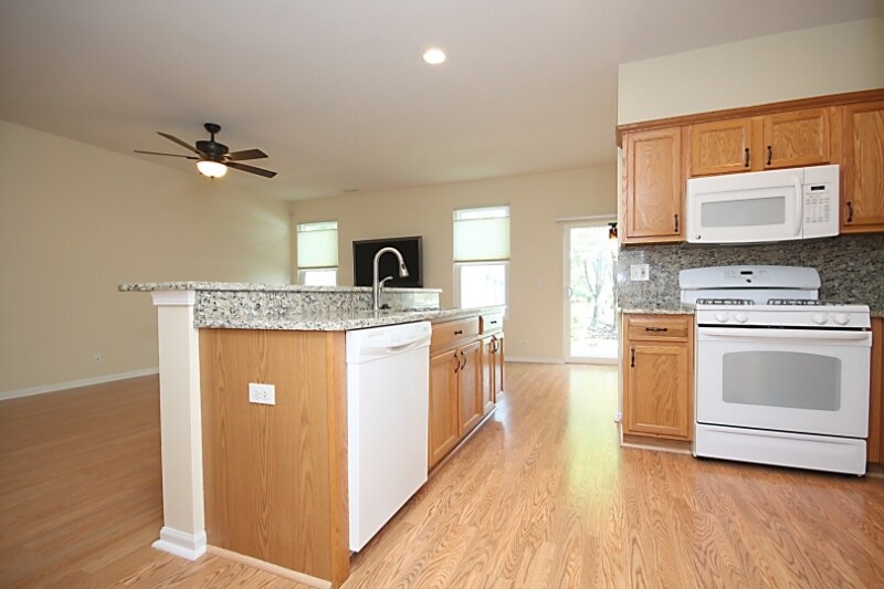 Building Photo - 3916 Granite Ct