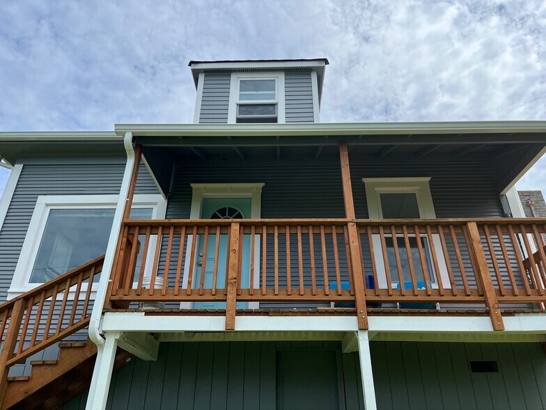 Building Photo - 520 Boulevard