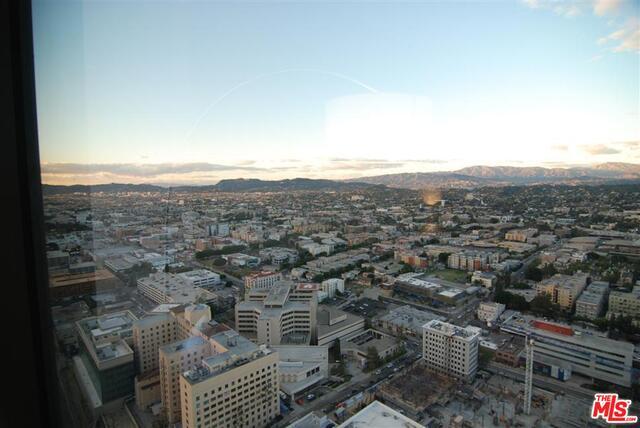 Building Photo - 1100 Wilshire Blvd