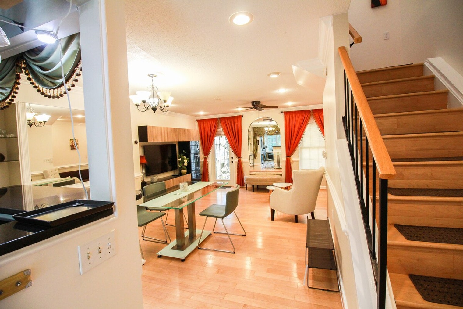 Building Photo - 2320 Hunters Square Ct