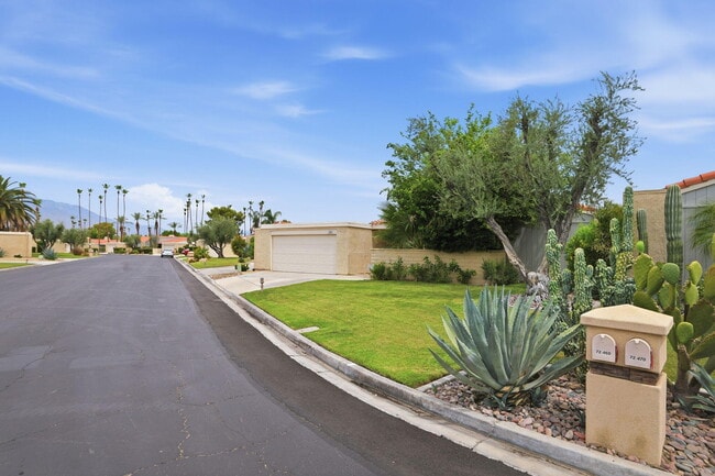 Building Photo - 72460 Rodeo Way