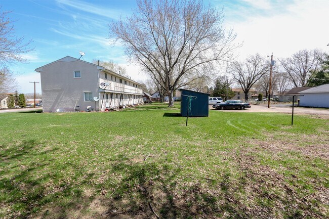 Building Photo - 1034 2nd Ave E
