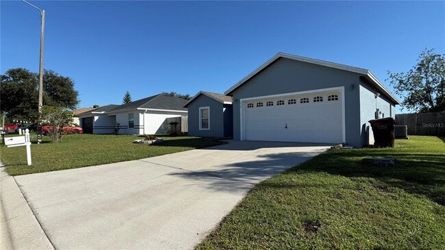 Building Photo - 717 Westwinds Dr