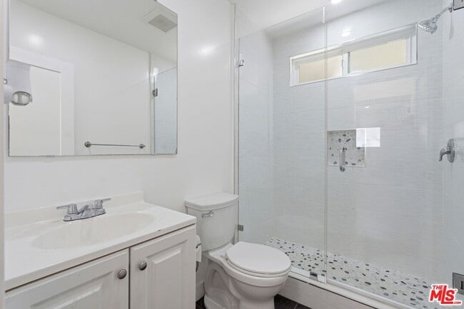 Building Photo - 1861 Midvale Ave