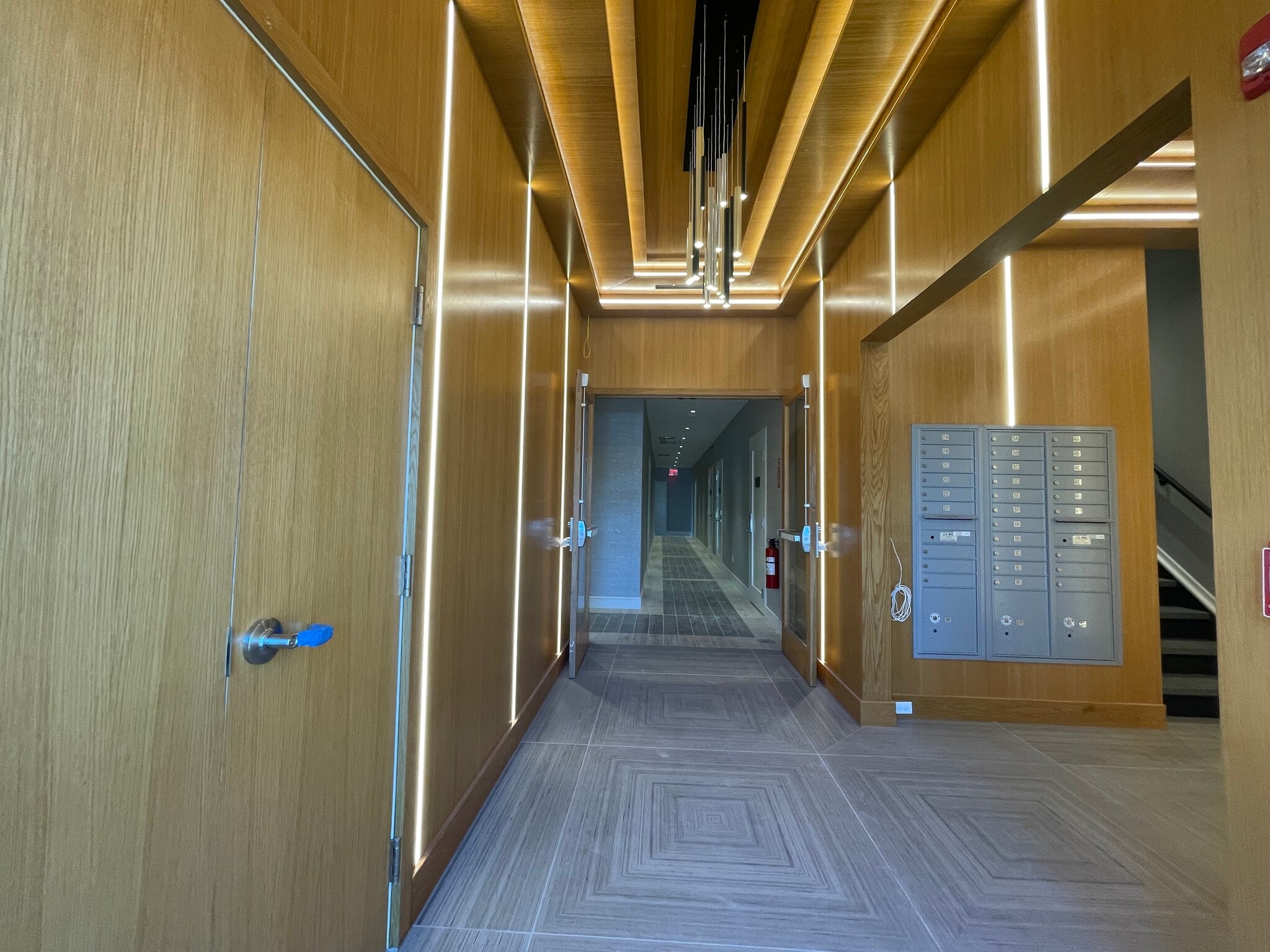 Building Photo - 251 E Park Ave