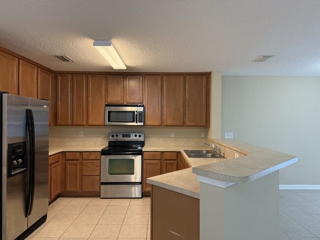 Building Photo - Move-in ready in Fleming Island Plantation