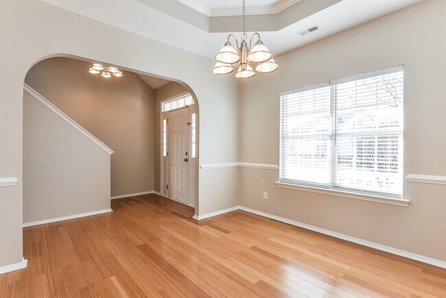 Building Photo - 3009 Satinwood Dr