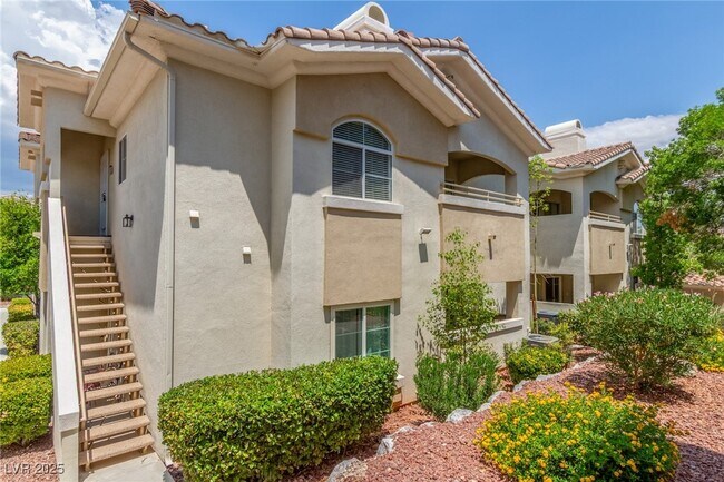 Building Photo - 1500 Cardinal Peak Ln