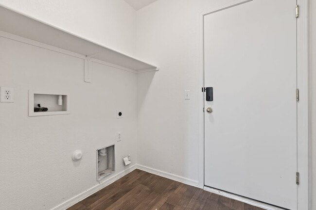 Building Photo - 6653 S Via Vista De Santa Cruz