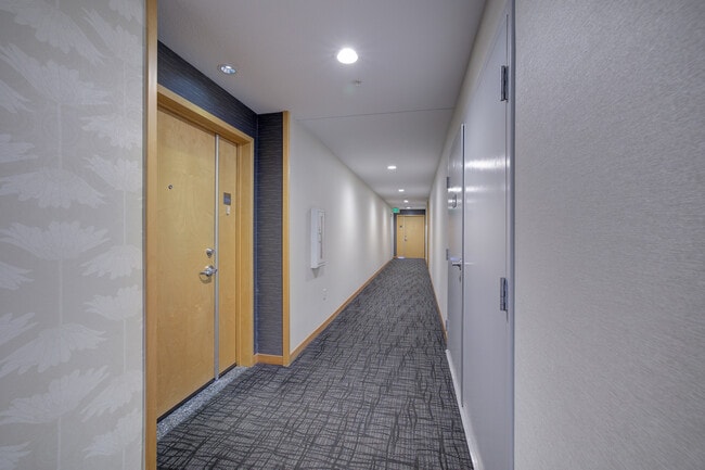 Building Photo - 850 Beech St