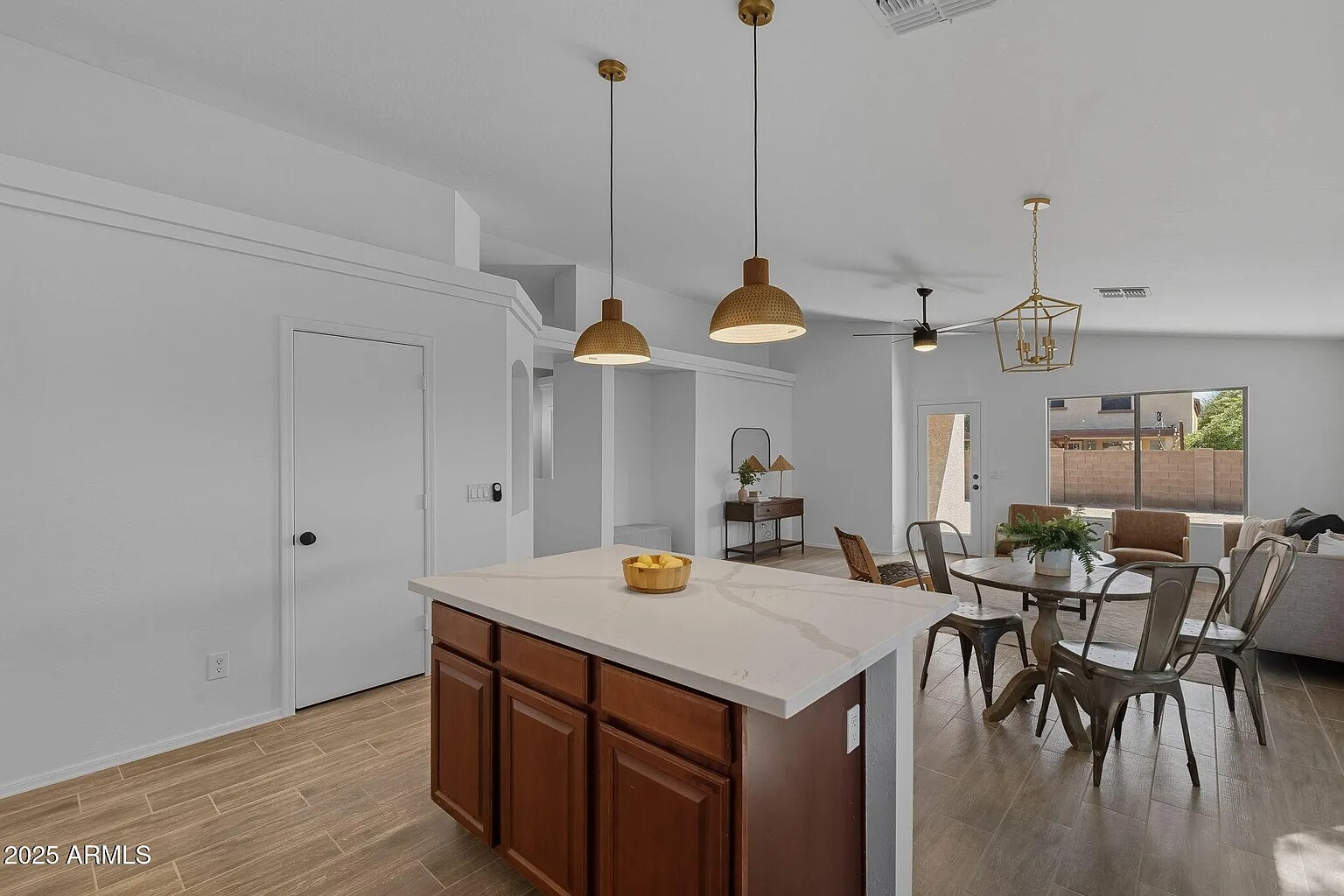 Building Photo - 2148 N Santiana Pl