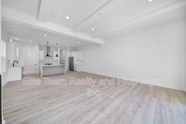 Building Photo - 511 Bowman Rd